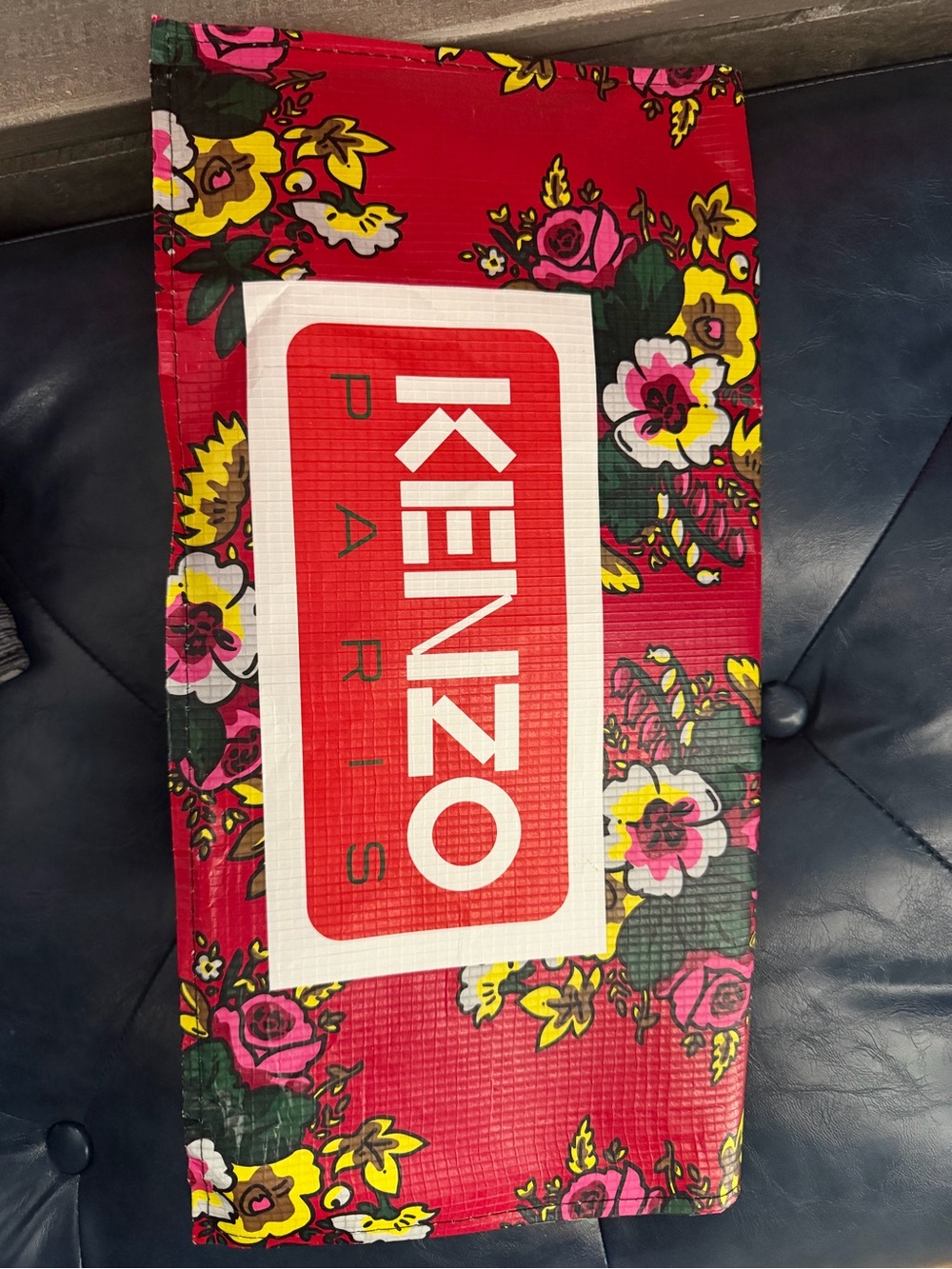 Kenzo White Knit Vest with Red Tie Graphic - Picture 7 of 7